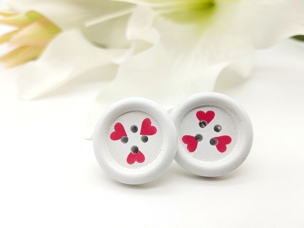 Weiße Herzchen Knopf Ohrstecker Holz Button